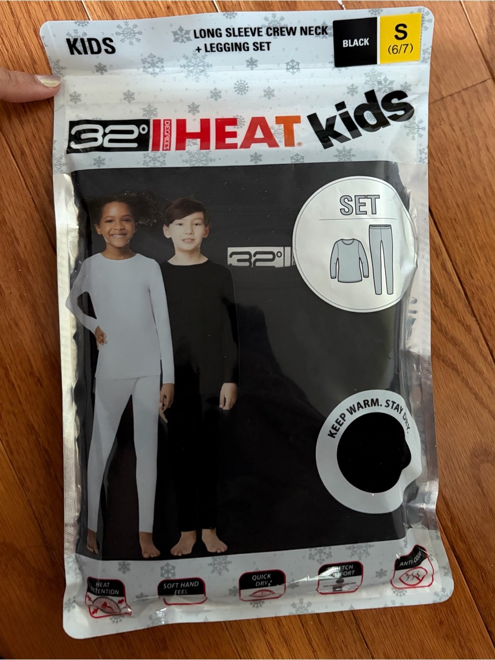 32 Degrees Kids Long Sleeve Crew Neck Pajama Set - Black